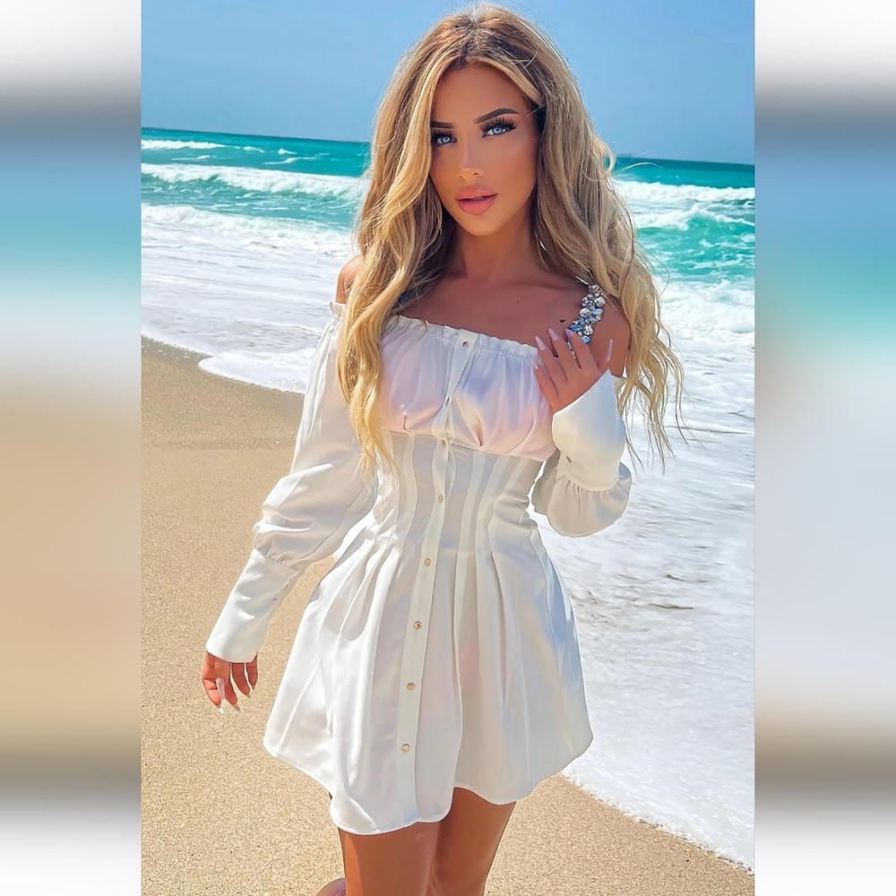 Fashion nova white dress